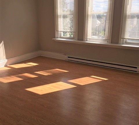 3rd image of 1705 W Erie Ave APT 5