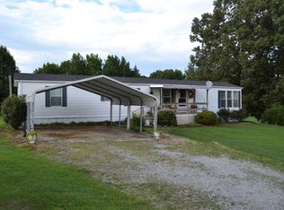 28 Casey Rd, Trenton, TN 38382