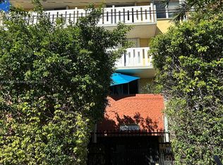 7900 Tatum Waterway Dr APT 210, Miami Beach, FL 33141