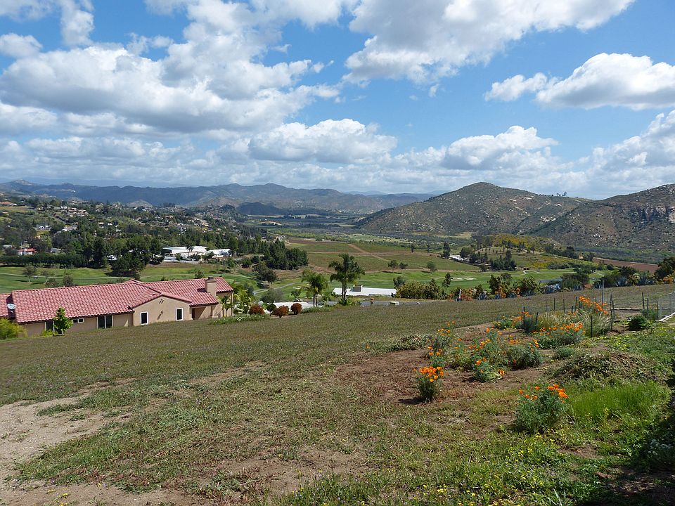 1st image of 3931 Tierra Vista Pl