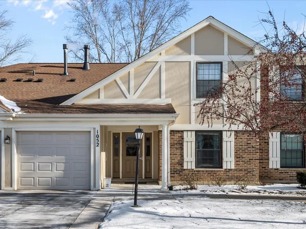 1052 Southbury Ln APT B1, Wheeling, IL 60090
