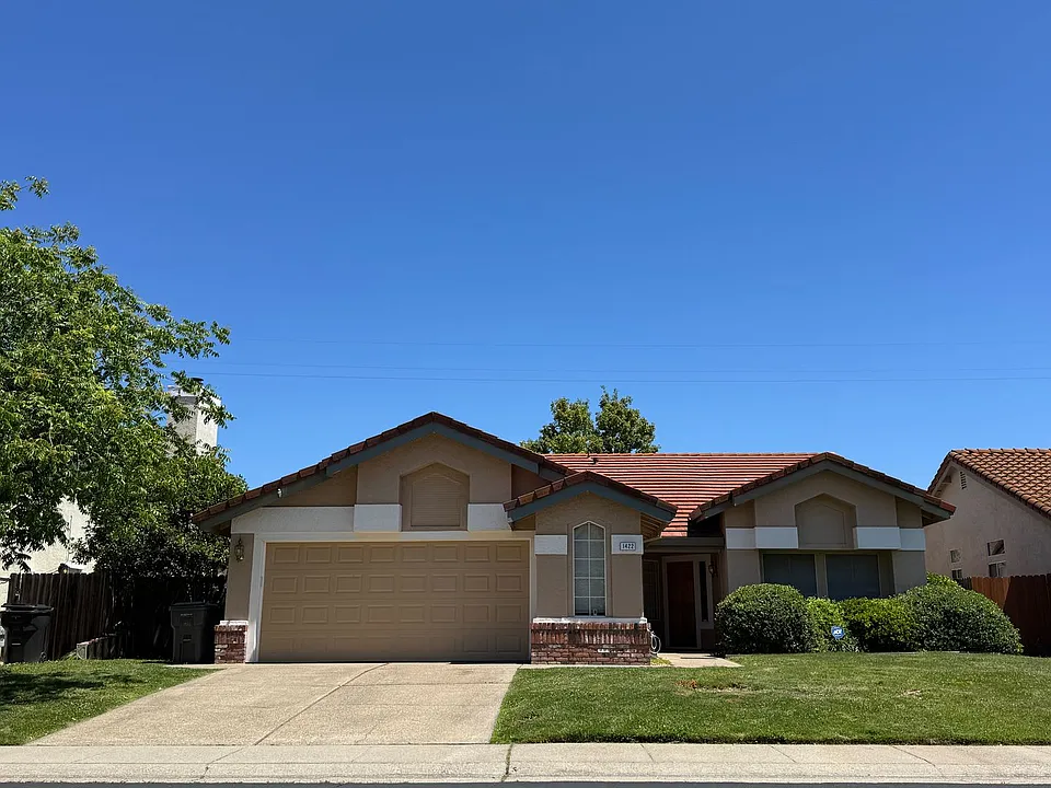 1422 Lorimer Way