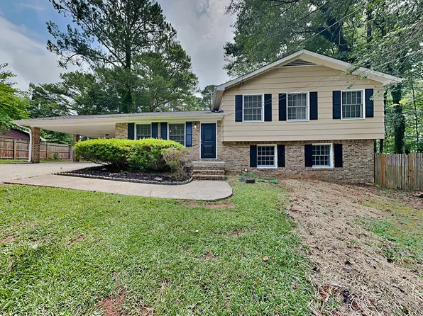 5992 Monterey Dr, Morrow, GA 30260