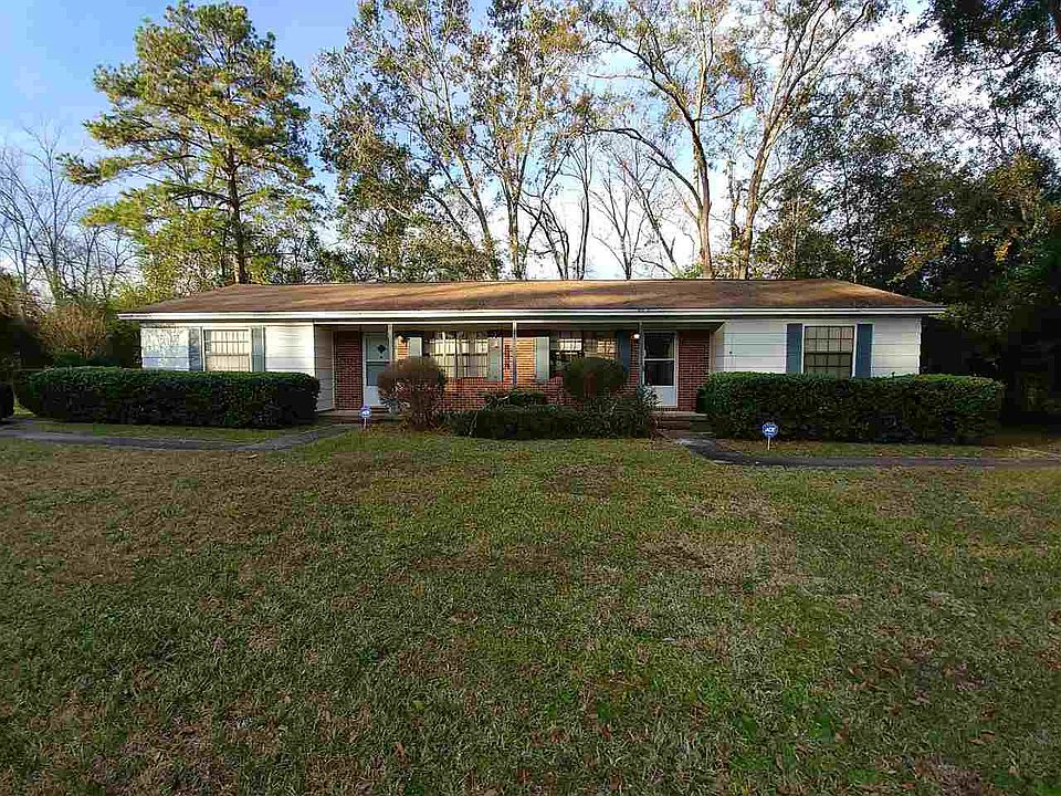 1st image of 143 & 145 Horseshoe Dr #1
