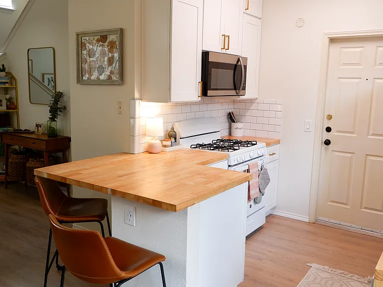 6204 Stiles Cv — Photo 14