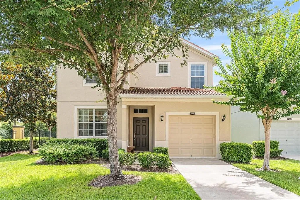 5 bed, 5.0 bath, 3081 sqft, $3,200 — Photo 1