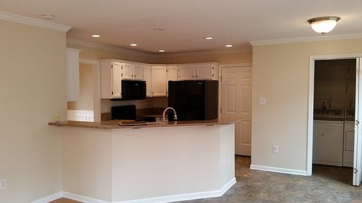 4th image of 7018 Sage Ln