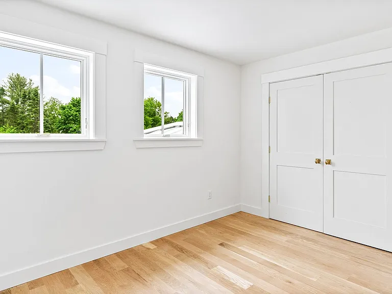 55 Weston Ave — Photo 23