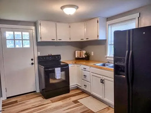 405 S Dudley St — Photo 5