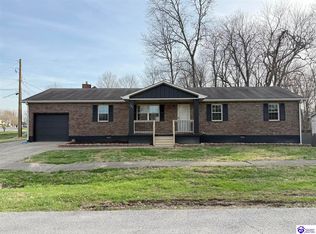 101 Amanda Ct, Radcliff, KY 40160