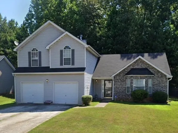 405 Pecan Wood Cir, Fairburn, GA 30213