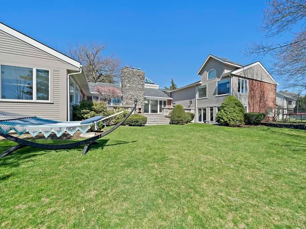 20 Montrose St, Newton, MA 02458