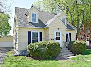 235 W Holly St, Owatonna, MN 55060