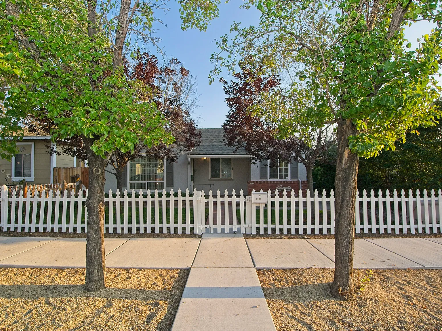 2 bed, 857 sqft, $1,795 — Photo 2
