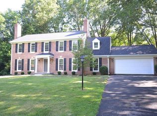 11400 Rouen Dr, Potomac, MD 20854