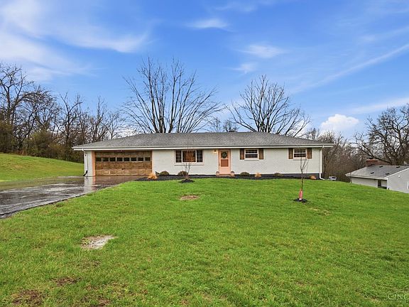 3rd image of 4892 Mosiman Rd