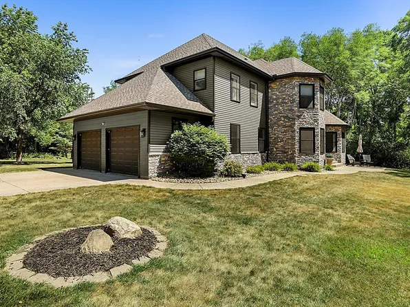 3122 Alder Ln, Saint Cloud, MN 56301