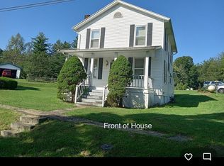 9 Howard St, Cowen, WV 26206