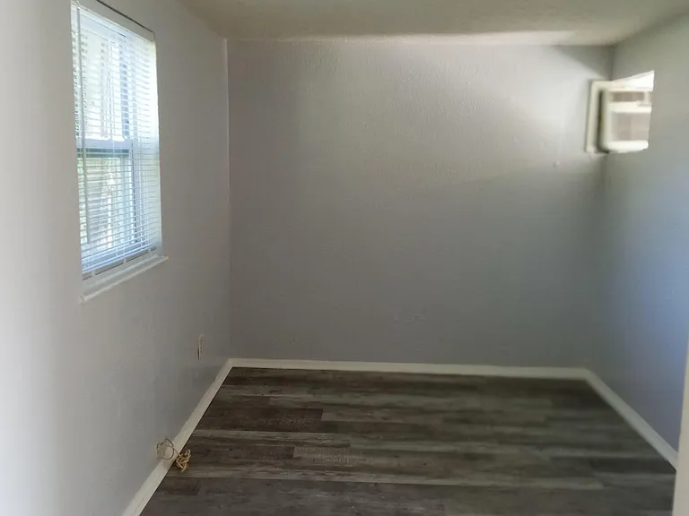 5140 70th St N #3 — Photo 5