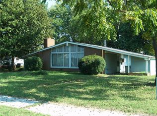 216 16th St, West Point, VA 23181