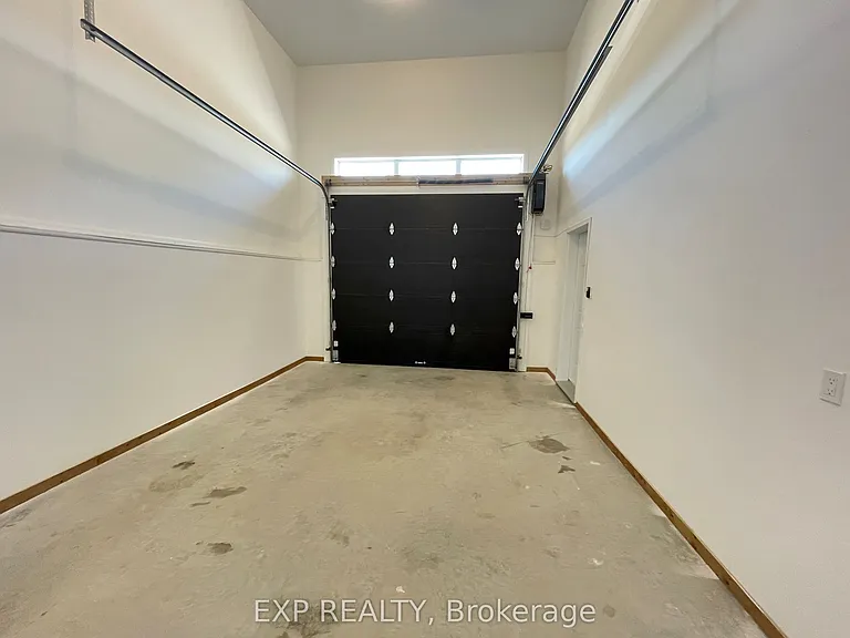 293 Flat Rapids Rd #A — Photo 29