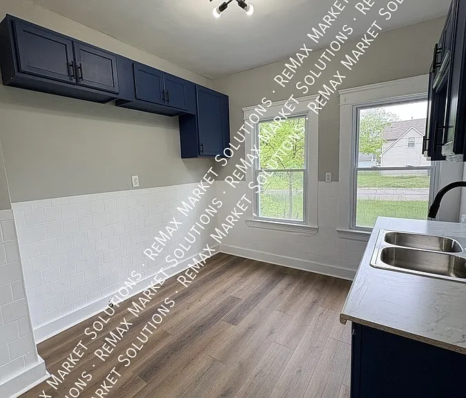 3366 E 130th St #1 — Photo 9