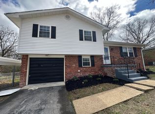 4014 E Freedom Cir, Ooltewah, TN 37363