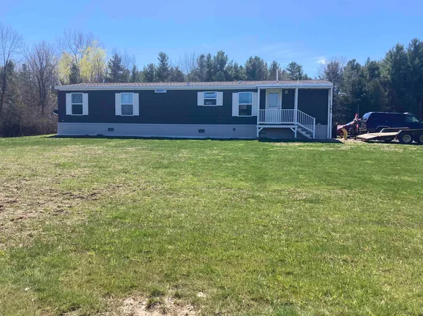 7 Parizo Lane, Grand Isle, VT 05458