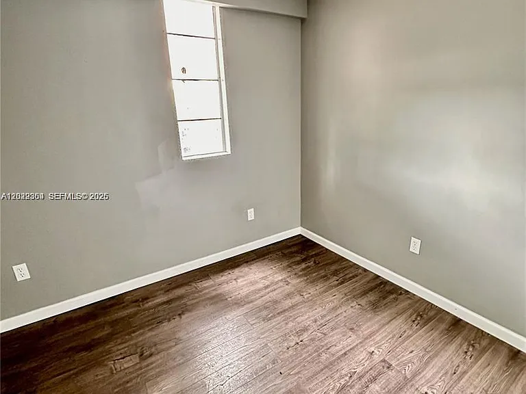 6326 NW 4th Ave #4 — Photo 7