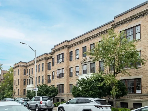 4 Crawford St APT 11, Cambridge, MA 02139
