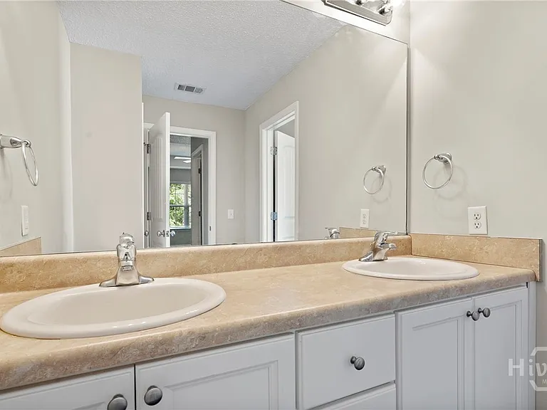 113 Katama Way — Photo 29