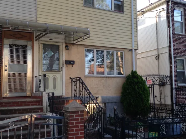 2165 W 8th St, Brooklyn, NY 11223