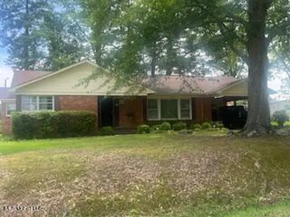 310 N Madison St, Calhoun City, MS 38916