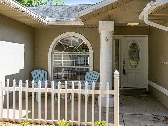 2nd image of 1365 Wood Lake Cir