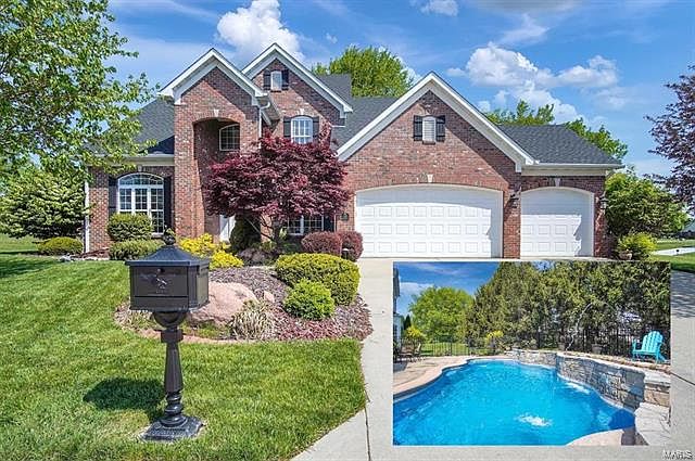 1st image of 129 Fountain Dr