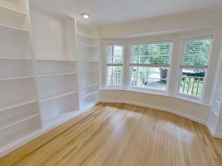 2806 Foothill Rd — Photo 8