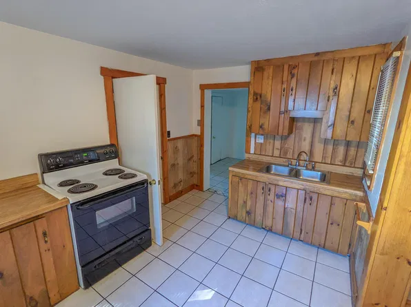 10 Mitchell Ln #2, Biddeford, ME 04005
