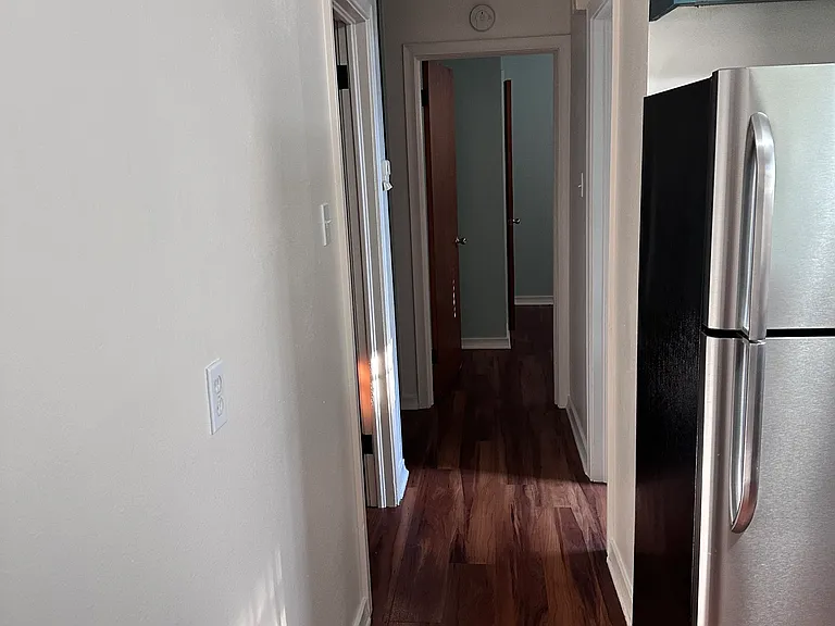101 Narcissus St — Photo 6