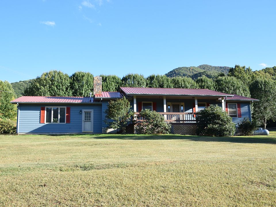 1st image of 326 Barber Hill Dr