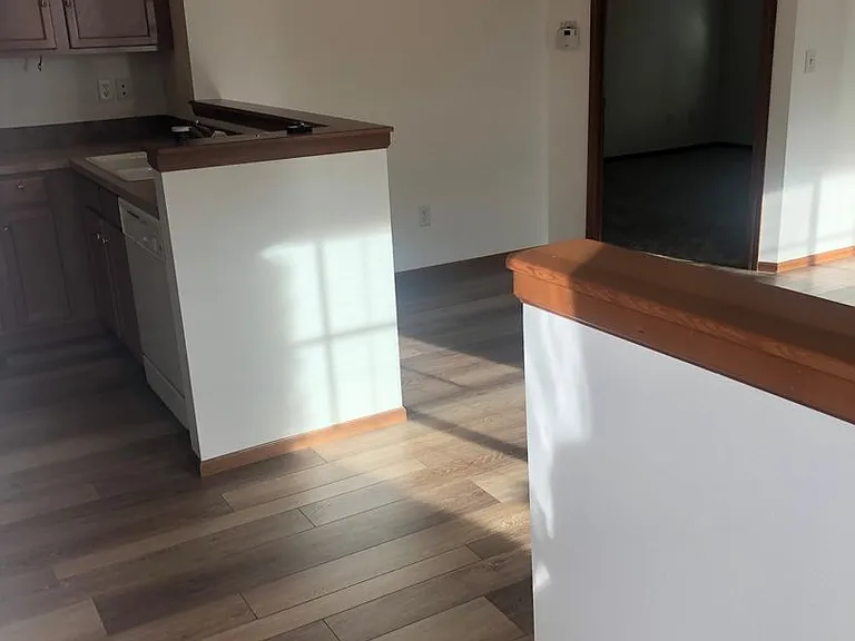 1664 SW Stremler Dr — Photo 2
