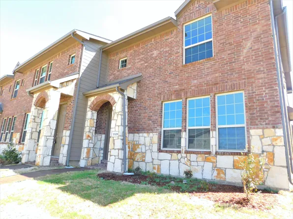3325 Solana Cir, Justin, TX 76207