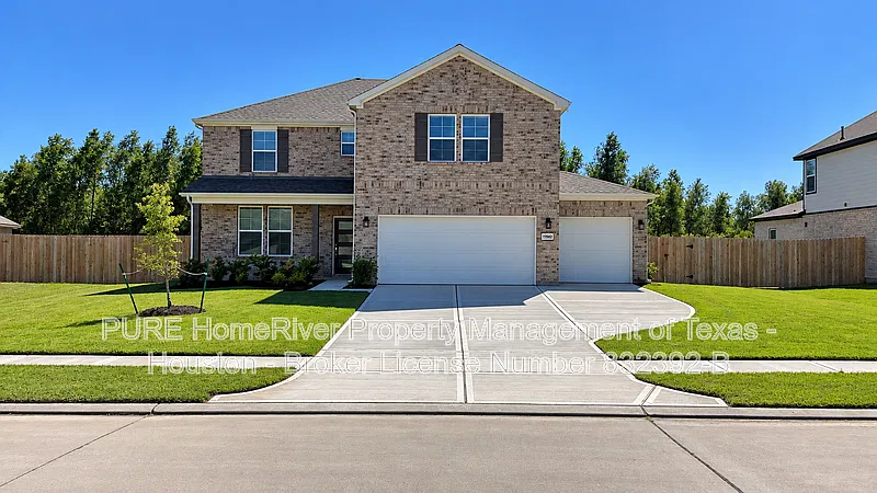 4 bed, 4.0 bath, 3075 sqft, $3,000 — Photo 1