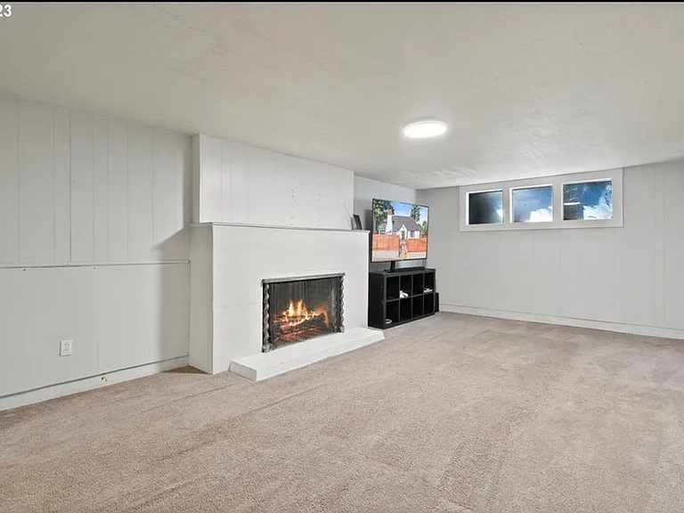 3911 NE 81st Ave — Photo 21