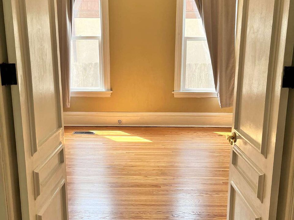 1st image of 1741 Van Buren Ave