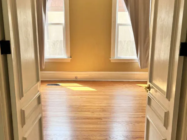 1741 Van Buren Ave, Saint Paul, MN 55104