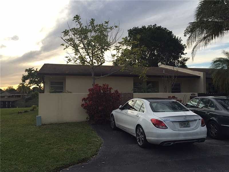 1st image of 13918 Kendale Lakes Dr #0