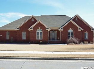 6612 Hampton Bend Cir SE, Owens Cross Roads, AL 35763