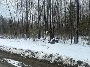 6 Easy St, Canaan, ME 04924