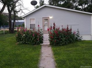 32082 S Railway St, Wray, CO 80758