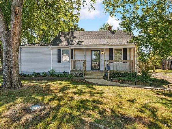 3 W Berry St, Sandston, VA 23150